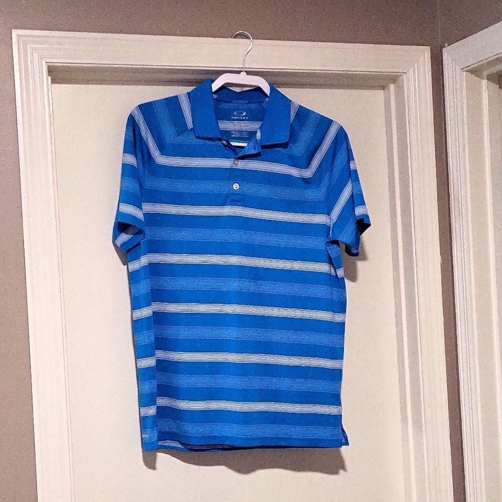 Oakley Size S Polo
